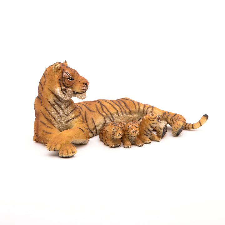 Wildtiere: Liegende Tigerin mit Babies 13cm (50156)