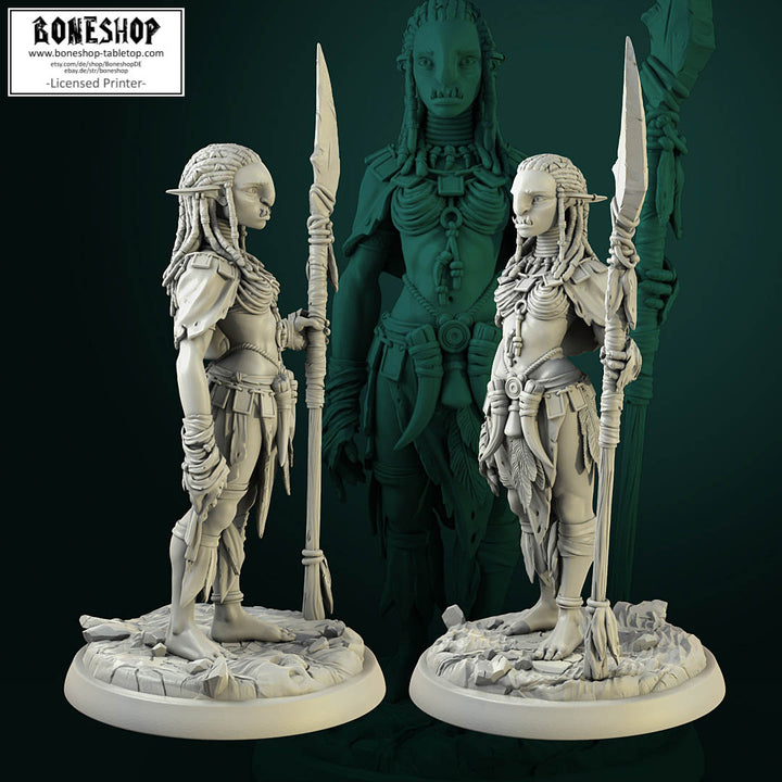 Barren Raiders „Trollgirl V1 75mm BOSS“ White Werewolf Tavern 28mm-35mm Boneshop